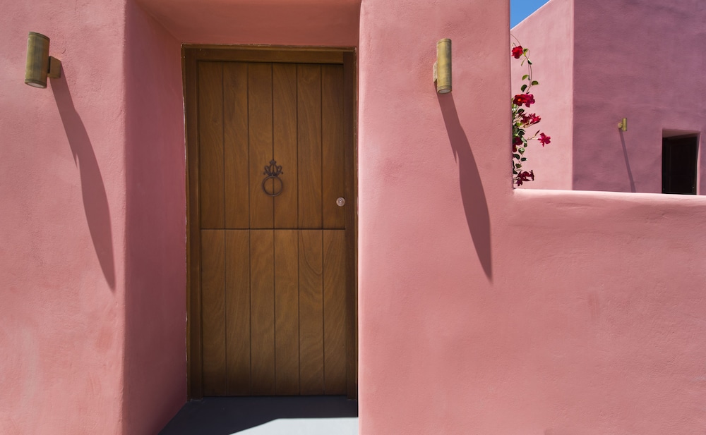 Anemi House & Villas