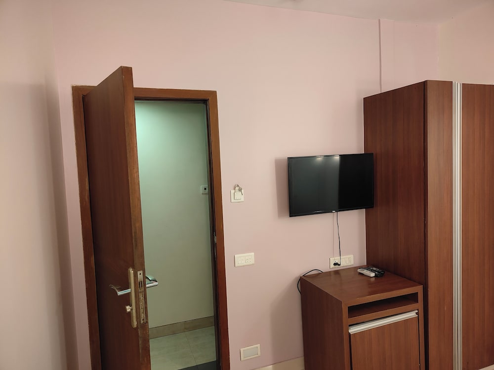 Apollo Guest House