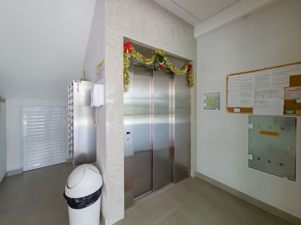Cozy Apartment 3 Minutes From the Beach Cmi0301