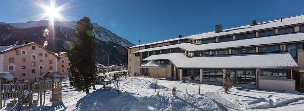 Hotel Gästehaus Convict Zuoz - Image 1