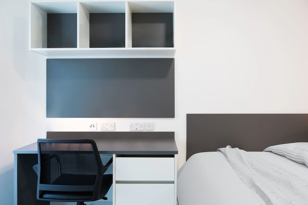 For Students Only Chic Studios and Ensuites at Chapter Highbury II in London