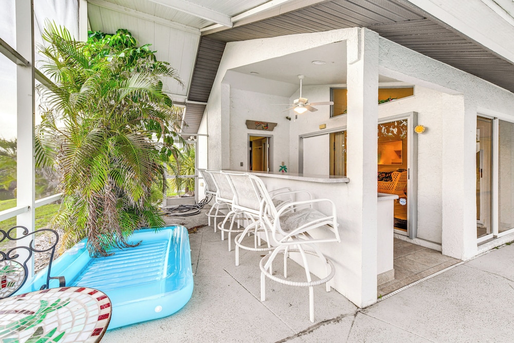 Canal-front Gem w/ Private Dock in Port Charlotte!