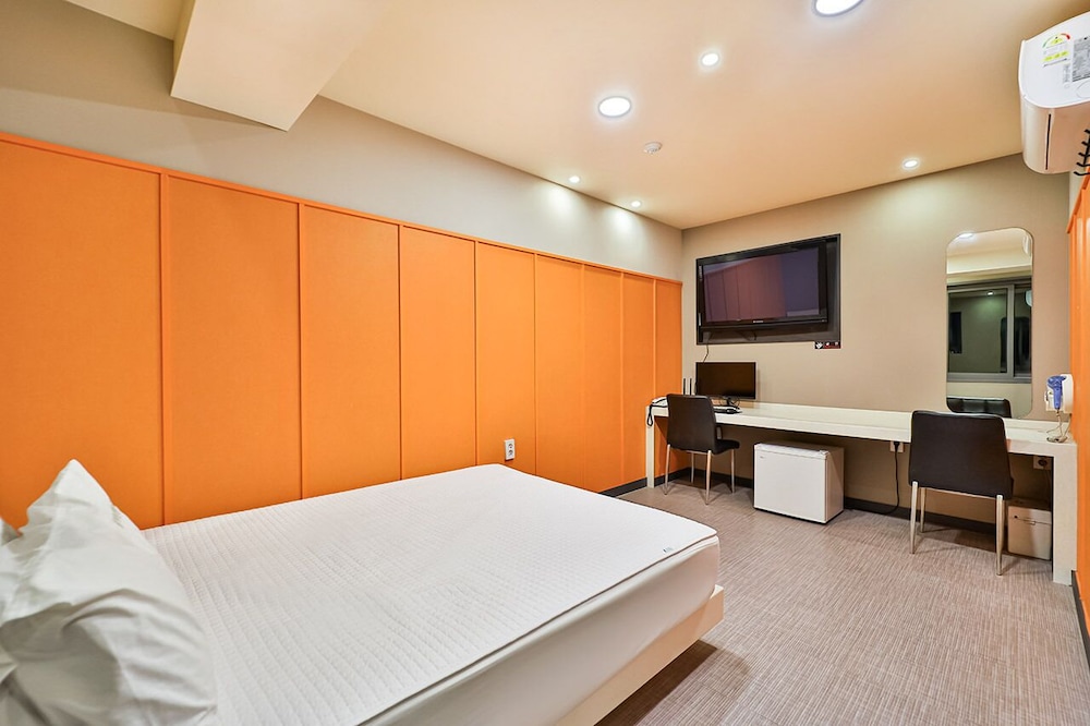 Top Motel