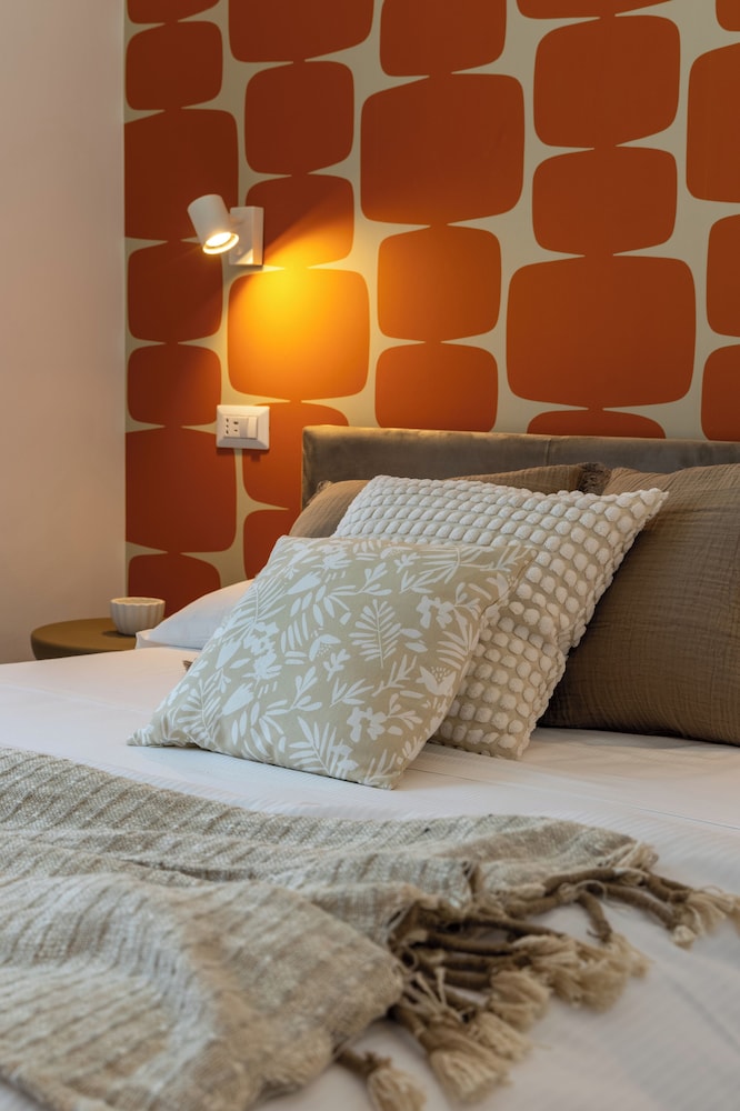 Cornelia Vatican Suites