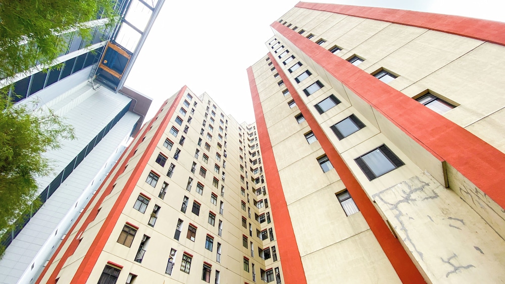 Good And Homey 1Br Apartment Mt Haryono Residence