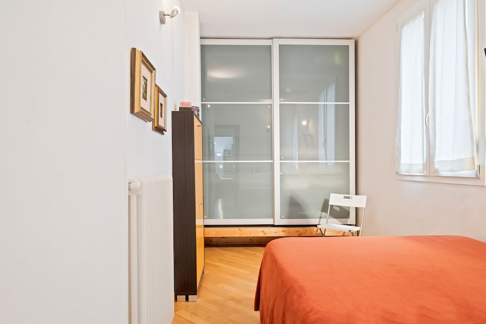 Pratello Luminous & Cozy Apartment In Centro