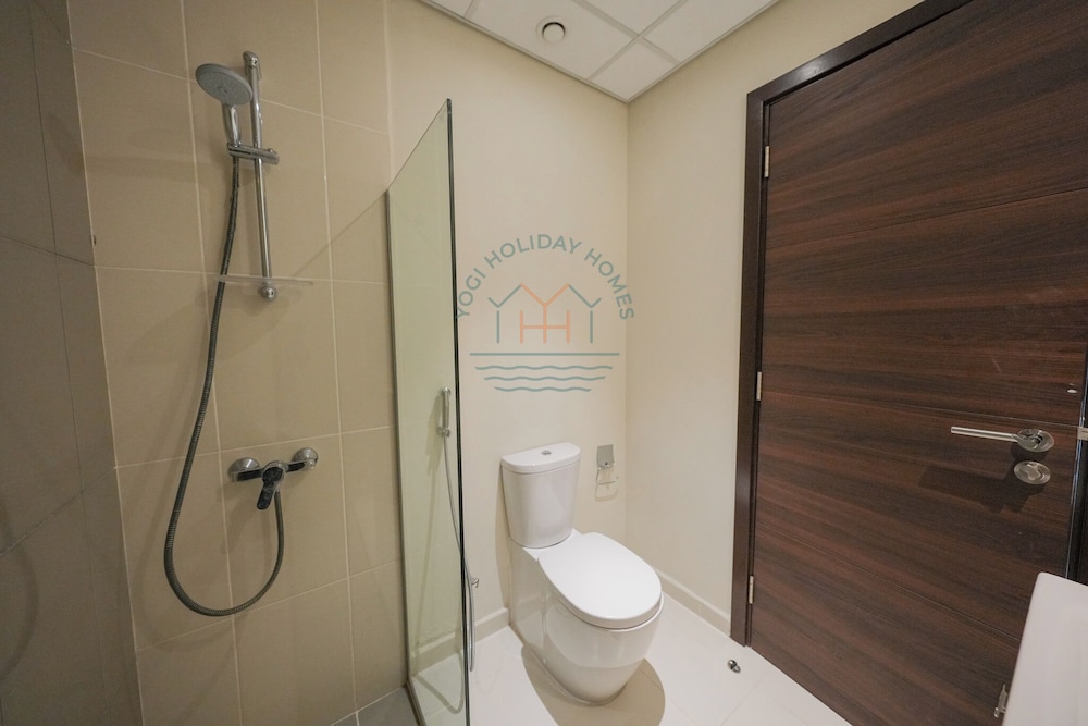 Luxury 4BR Villa With Private Garden