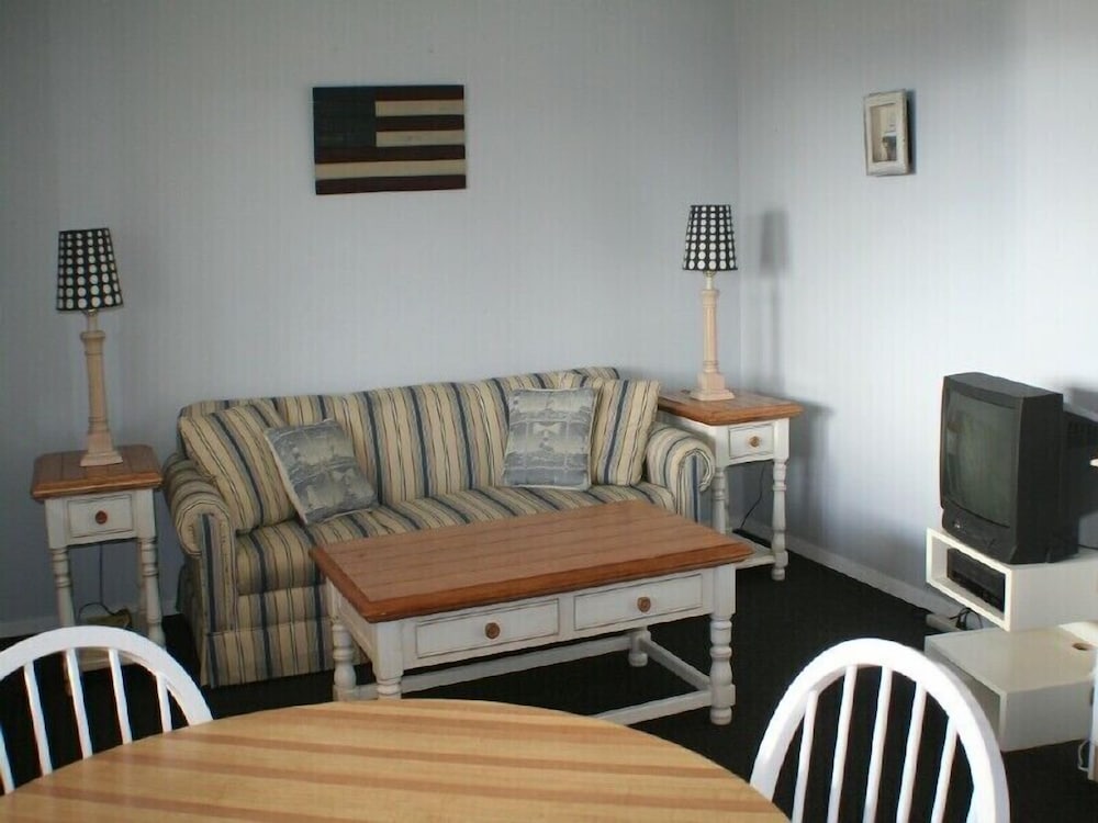 Montauk Oceanside Suites