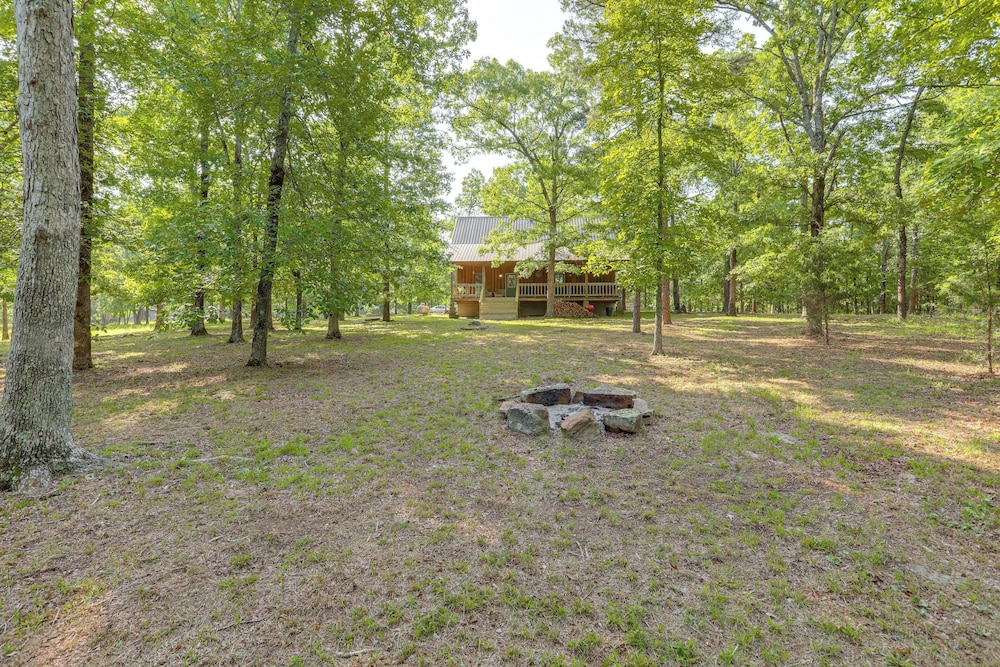 Trails & Creek On-site: Ozarks Retreat on 23 Acres