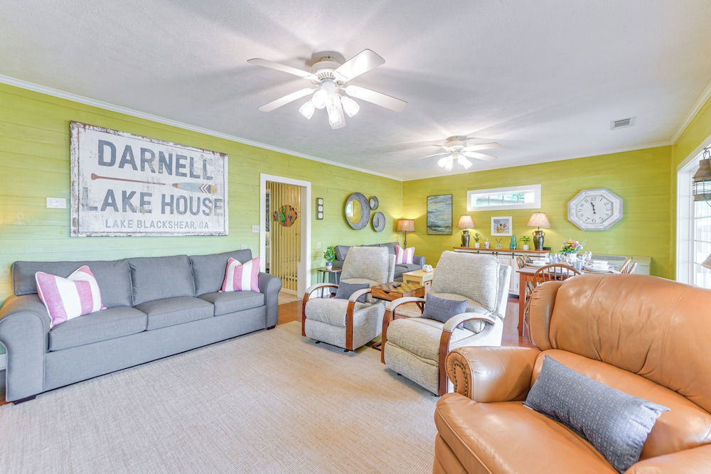 Private Dock + Porch: Lakefront Retreat in Cobb!