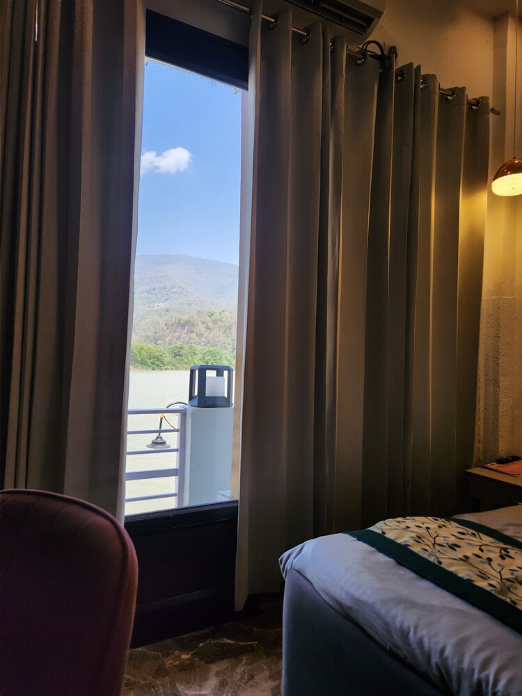 Stay On The Ganges