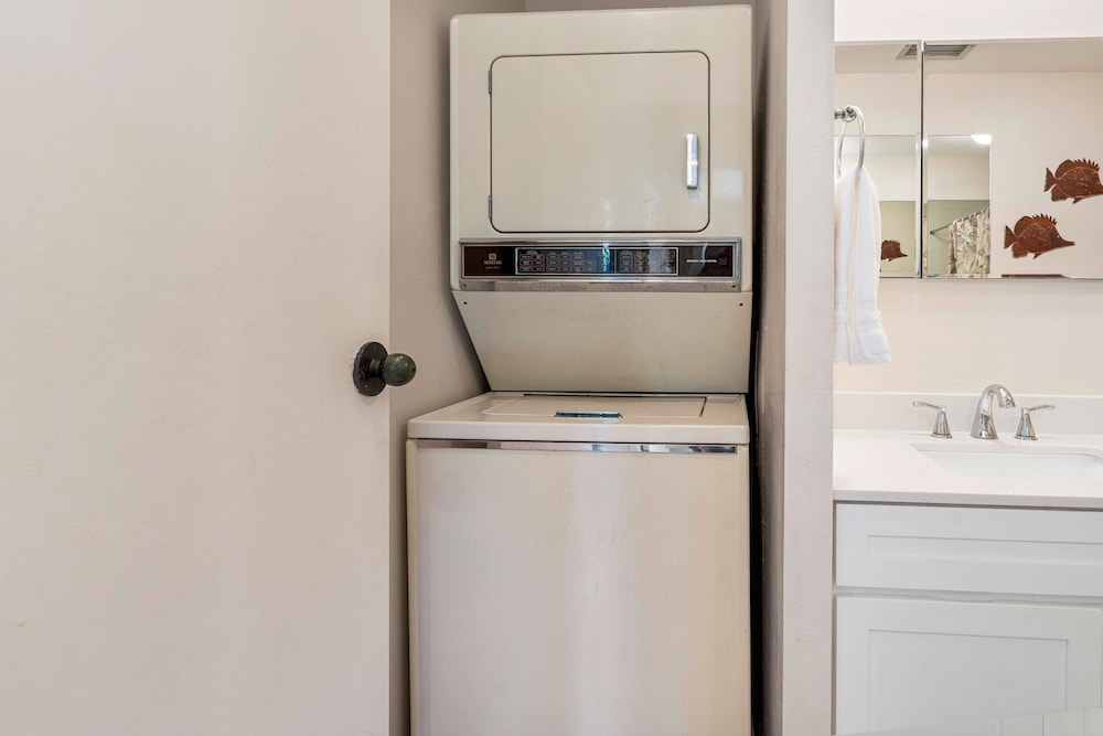 Concierge Included- No Stairs - Fantastic Ocean View - Spacious Lanai-vrkcv
