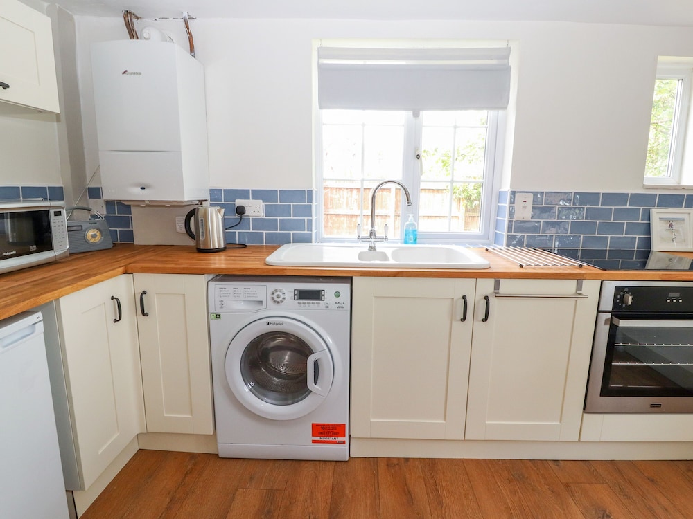 Well House Farm Flat 1 view 5
