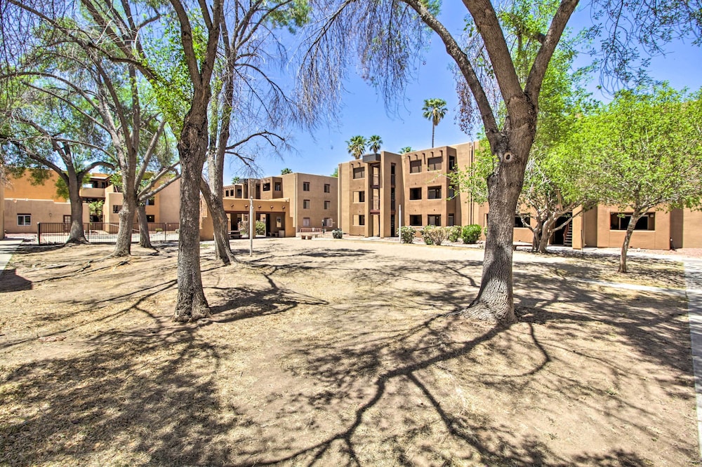 'tucson Sunny Spot' w/ Pool & Hot Tub Access! view 4