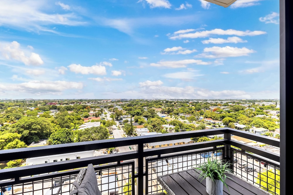 3Bedroom 2 Bath Condo