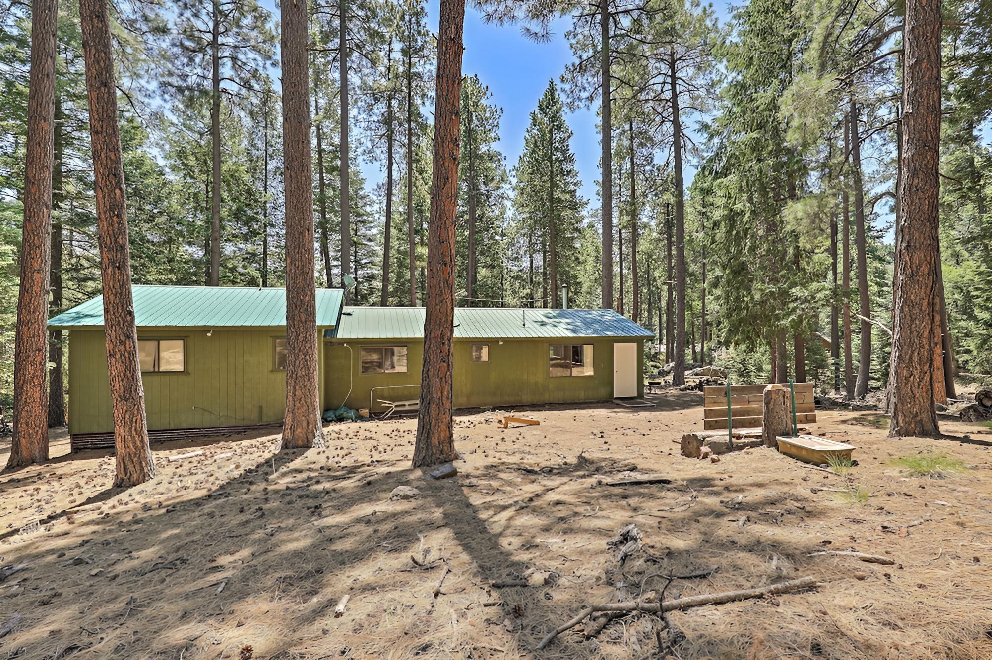 Sunny Prescott Cabin w/ Deck & Grill, 1 Mi to Lake view 5