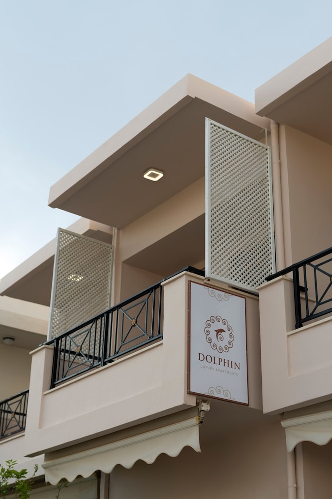 Dolphin Luxury Apartments