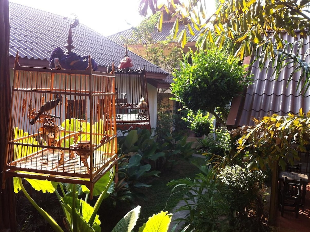 Haad Yao Sunset Bungalow