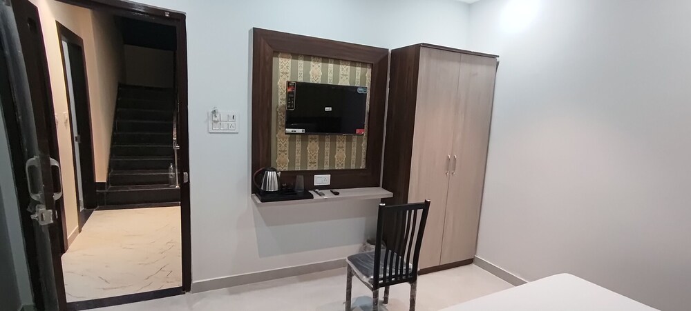 Hotel Shri Vishwanath