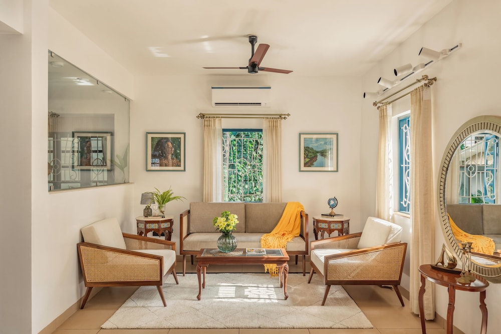 Sanctuary by RÊVE Escapes - Premium 3 BHK Villa Near Morjim Beach