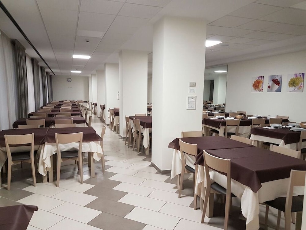 Vatican Area - Hotel Holiday Rooms