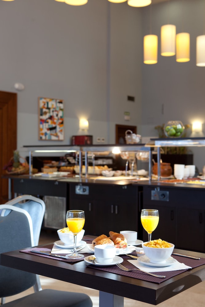 Torrejon de Ardoz Vacations - Hotel Porcel Avant - Property Image 32