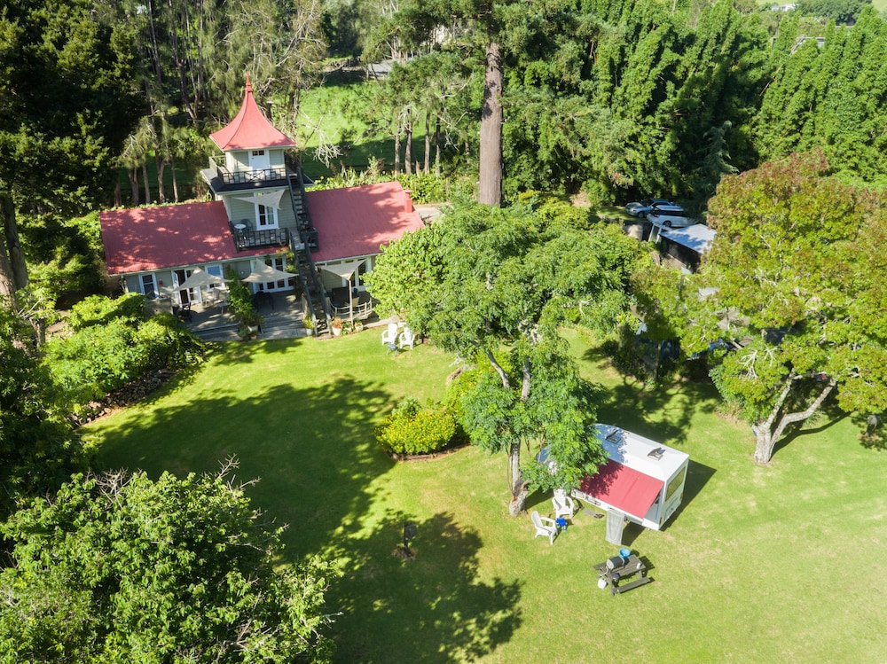 Pagoda Lodge