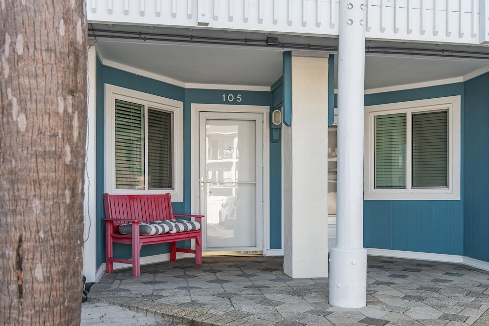 Island Sands 105