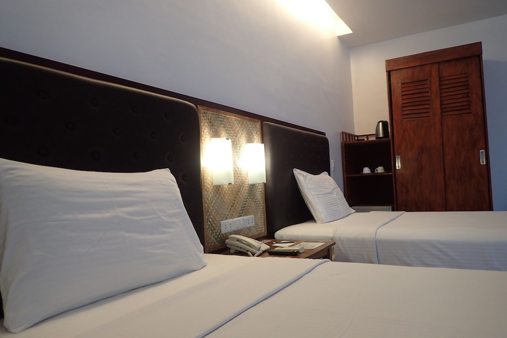 Aozora Seaside Mactan