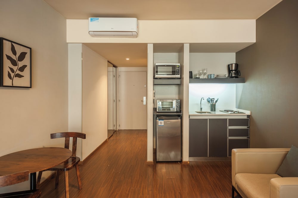 Modern Studio in heart Palermo T309