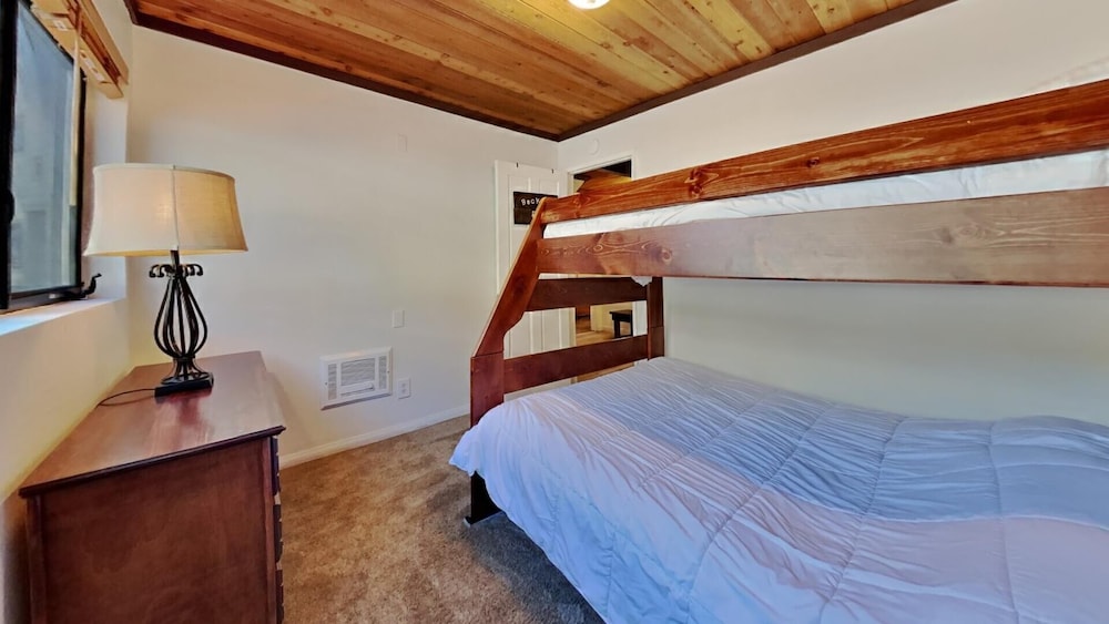 Spacious 2 BR Units at 1849 Condos With Free Pool, Parking & Wifi view 5