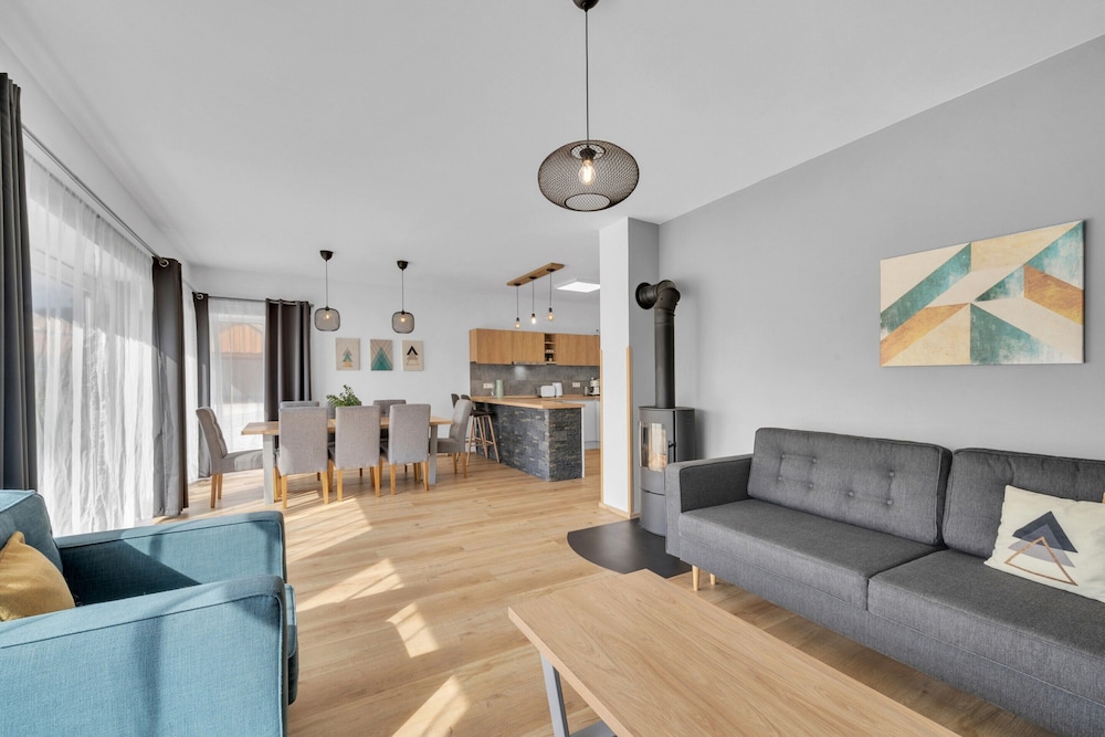 Villa in Krkonose With Sauna and Forest Views