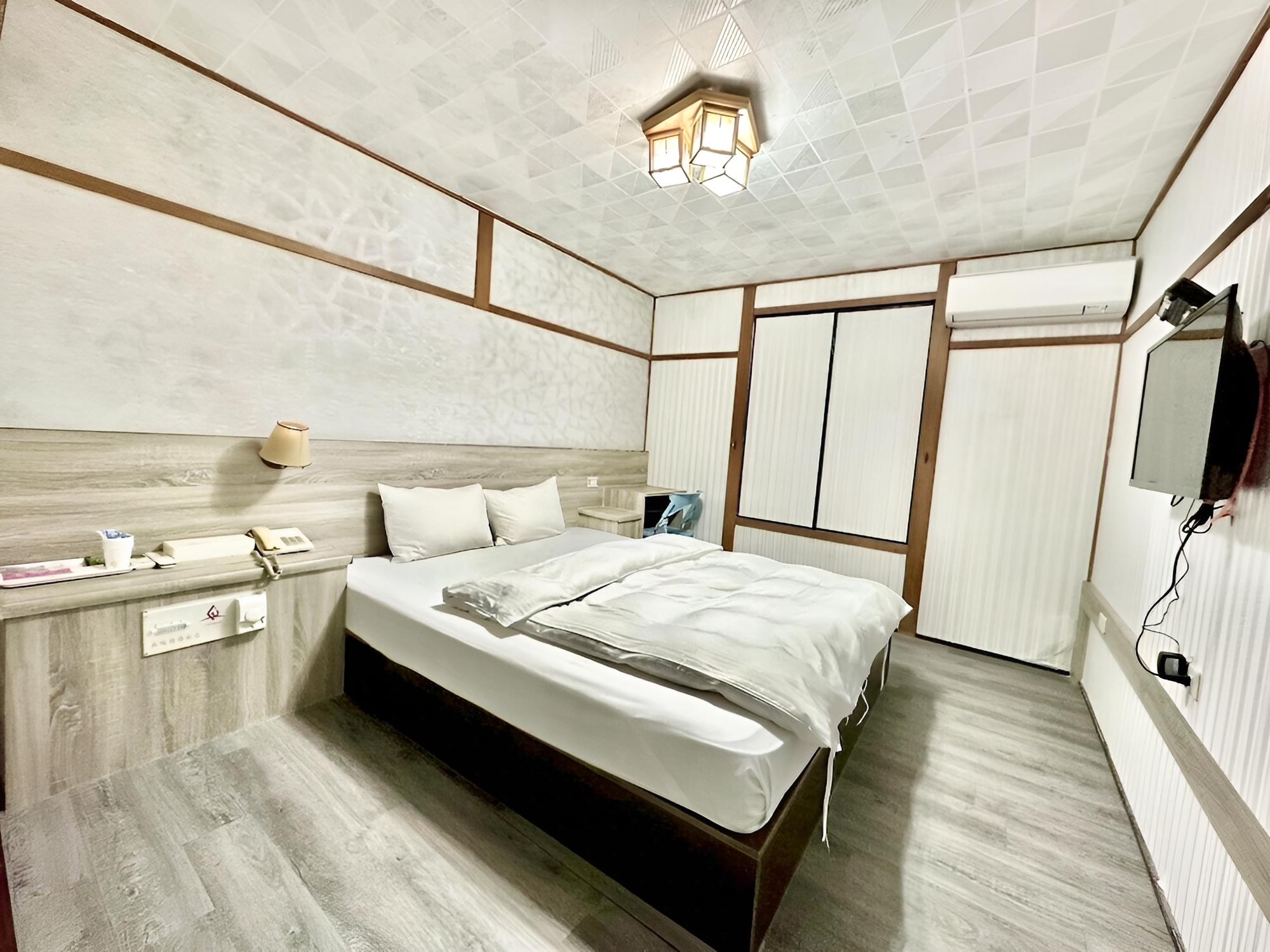WL Hotel