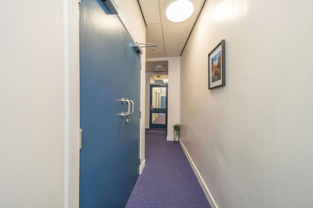 Clova Benmore Apartments