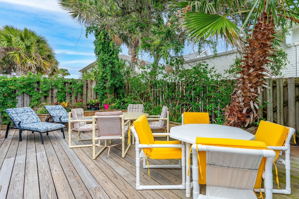 The CrabTrap at Flagler Beach by Distinctive Beach Rentals