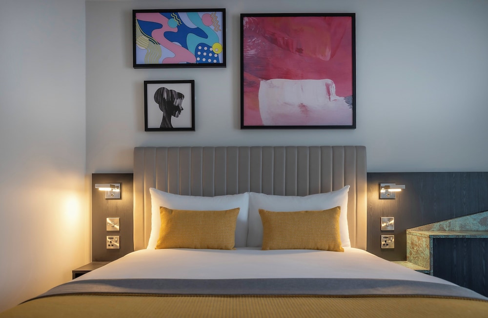 Salford Vacations - Maldron Hotel Manchester Cathedral Quarter - Property Image 19