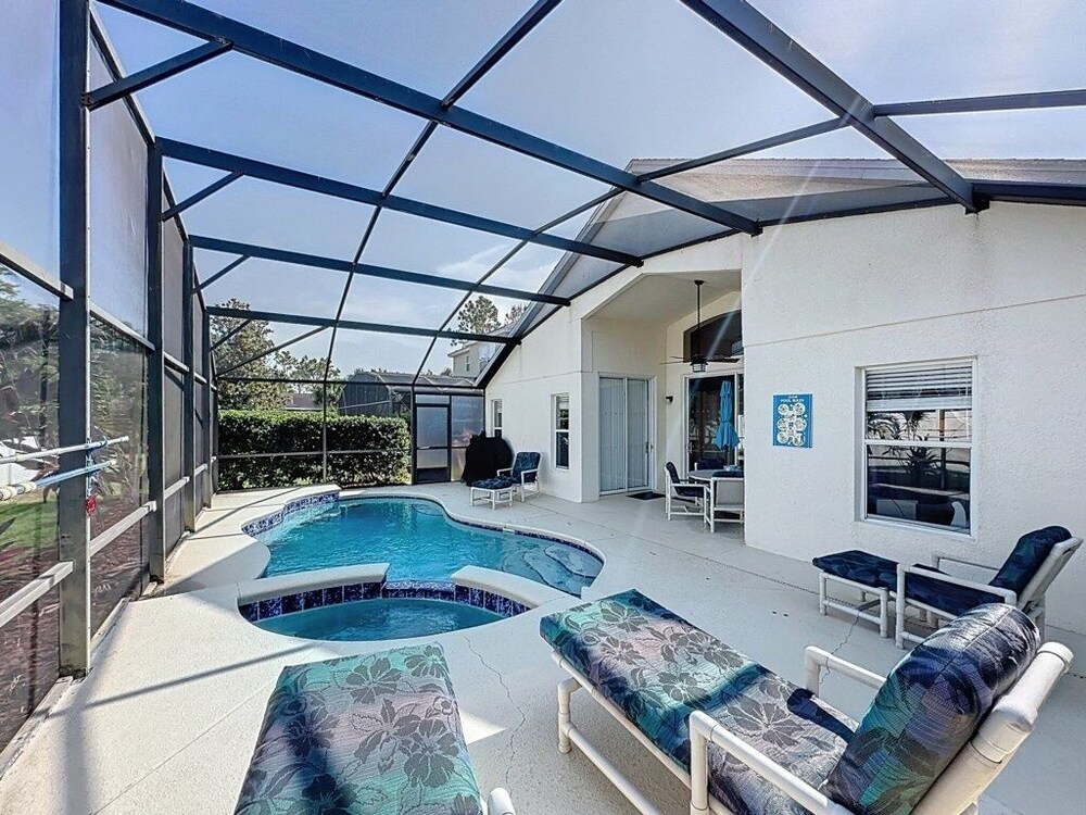 Spacious 4 Bed Villa With Pool/spa And Game Room 4 Bedroom Villa