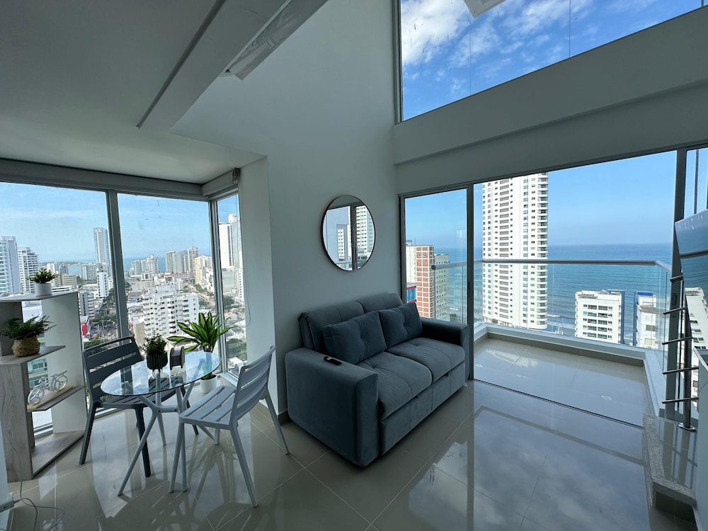 Apartamento loft de 1hab vista al mar