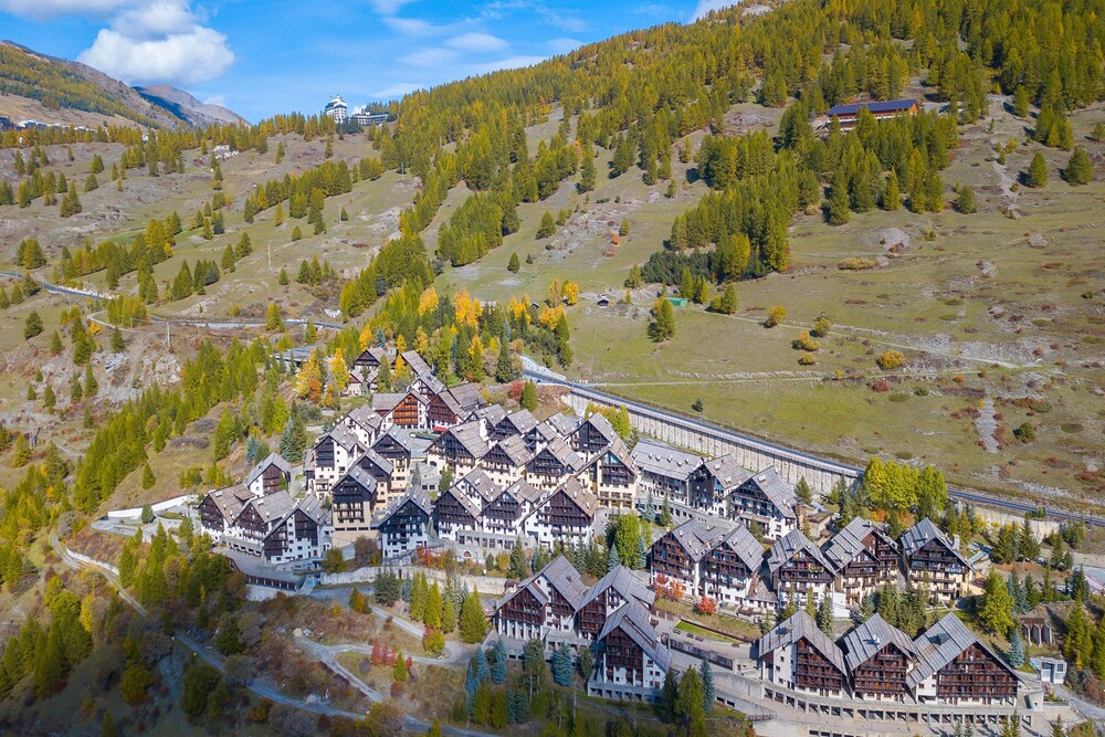 Grange Hike Ski - 3C Sestriere view 4
