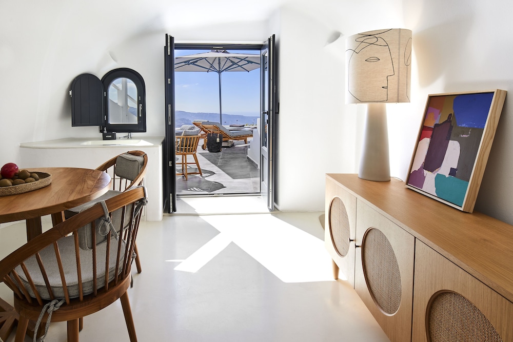 Olea Cave House