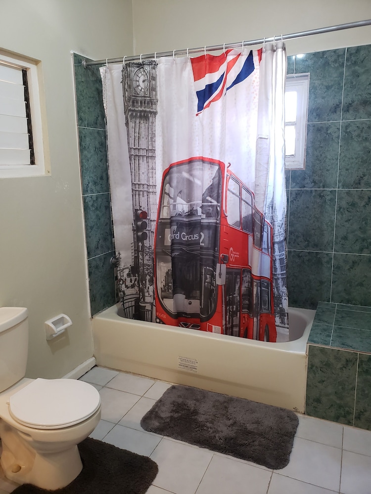 Rush Bond Villa