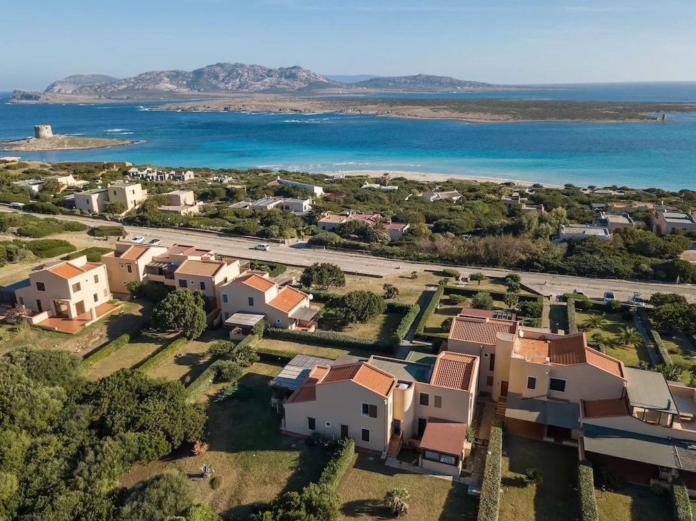 Delightful sea View Apartment With Veranda