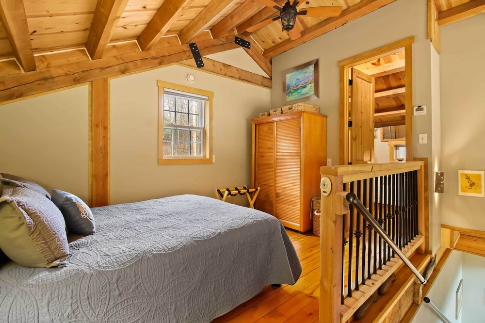 'the Nuthouse on Squirrel Creek': Ski, Hike & Fish