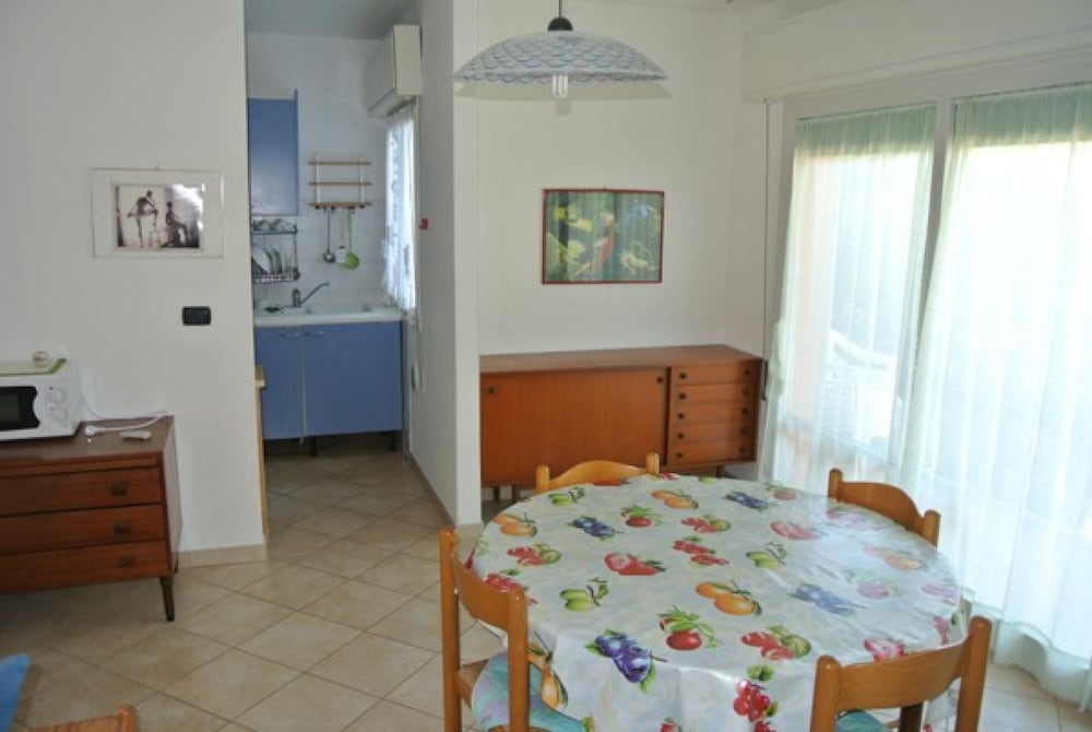 Milly C in Bibione With 2 Bedrooms and 1 Bathrooms view 2