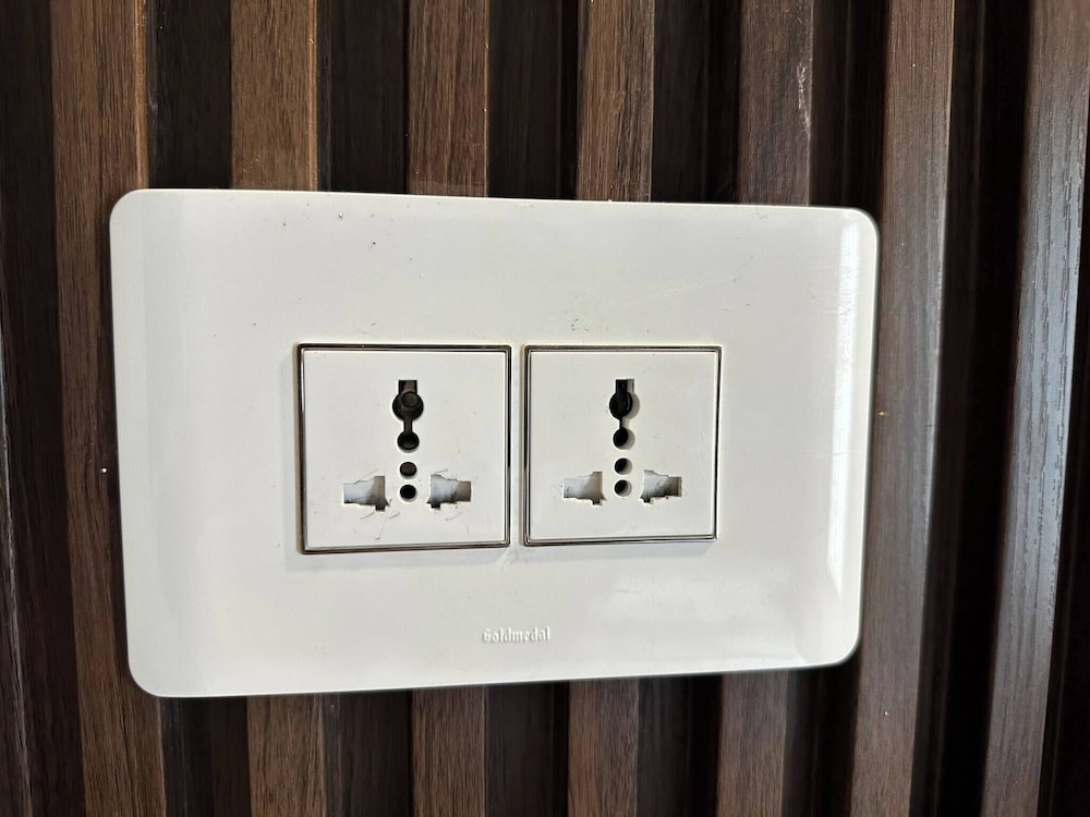 Dilan Residency Villa -5 Bedroom- Centrally Heated