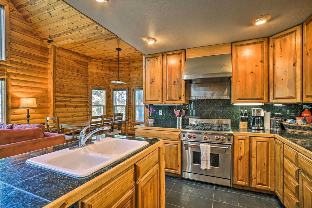Lake Tahoe Vacations - South Lake Tahoe Vacation Rental w/ Indoor Pool - Property Image 22