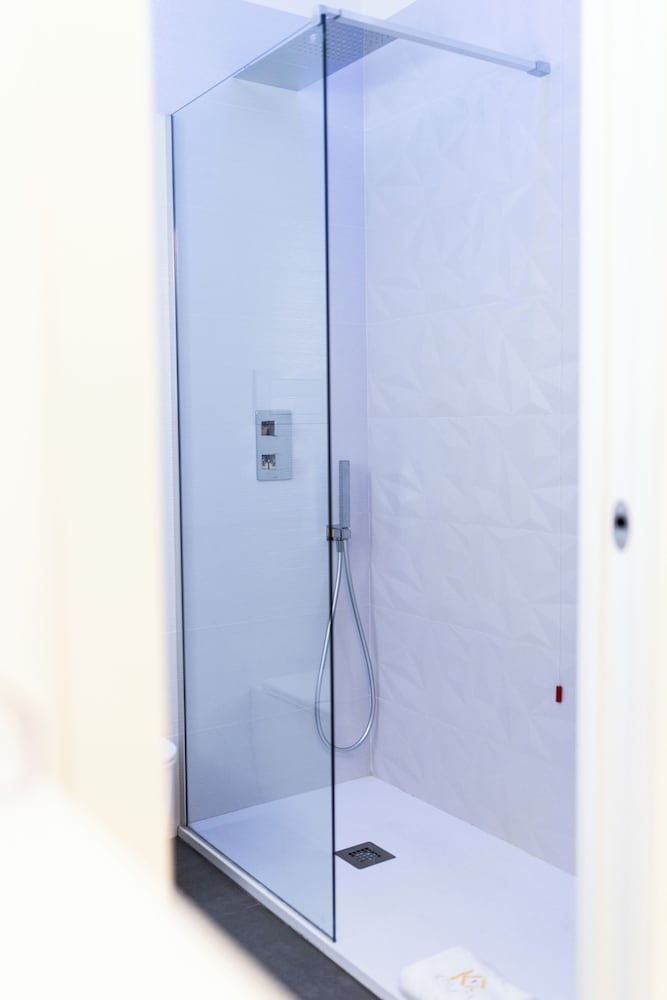 Kreart Suite & Rooms