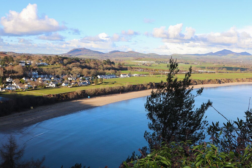 Ty Newydd Caravan