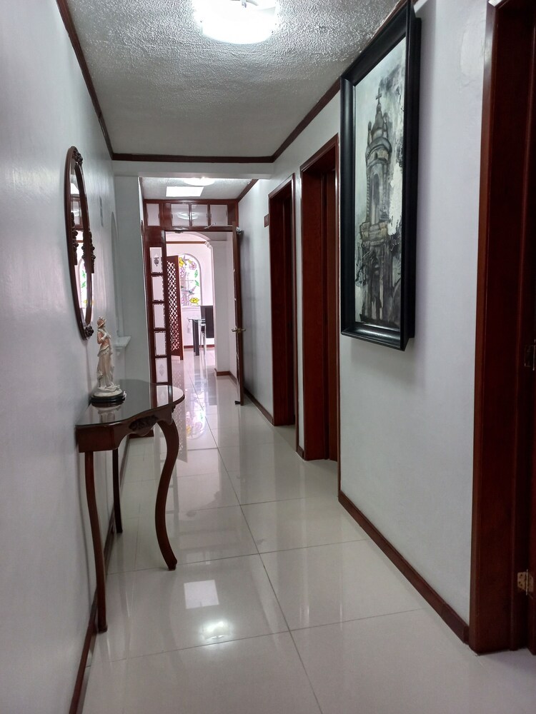 La Aurora Hotel like Home