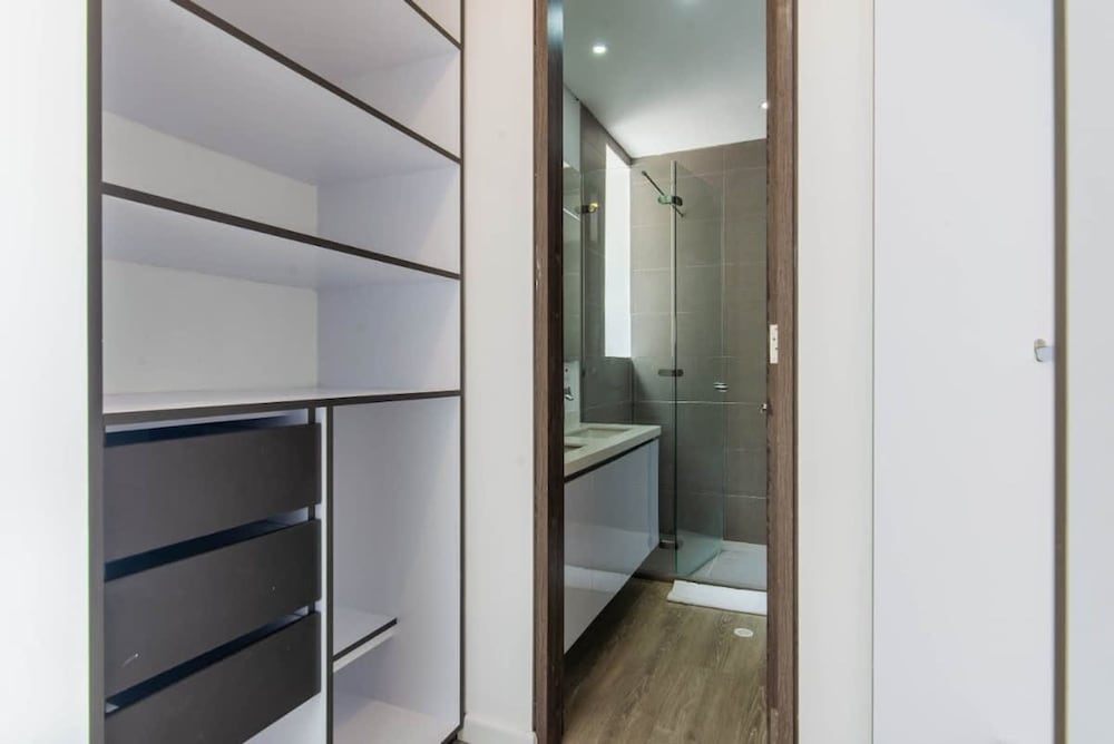 Modern 3BR in Usaqu n